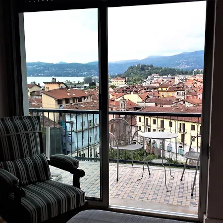 Apartment La Mia Finestra Sul Lago Intra